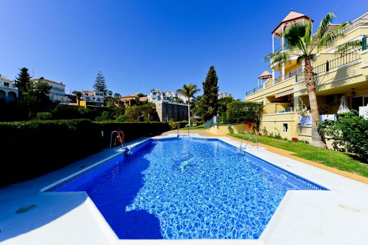 Refurbished 2-Bed Apartment Burriana Beach. Нерха Экстерьер фото